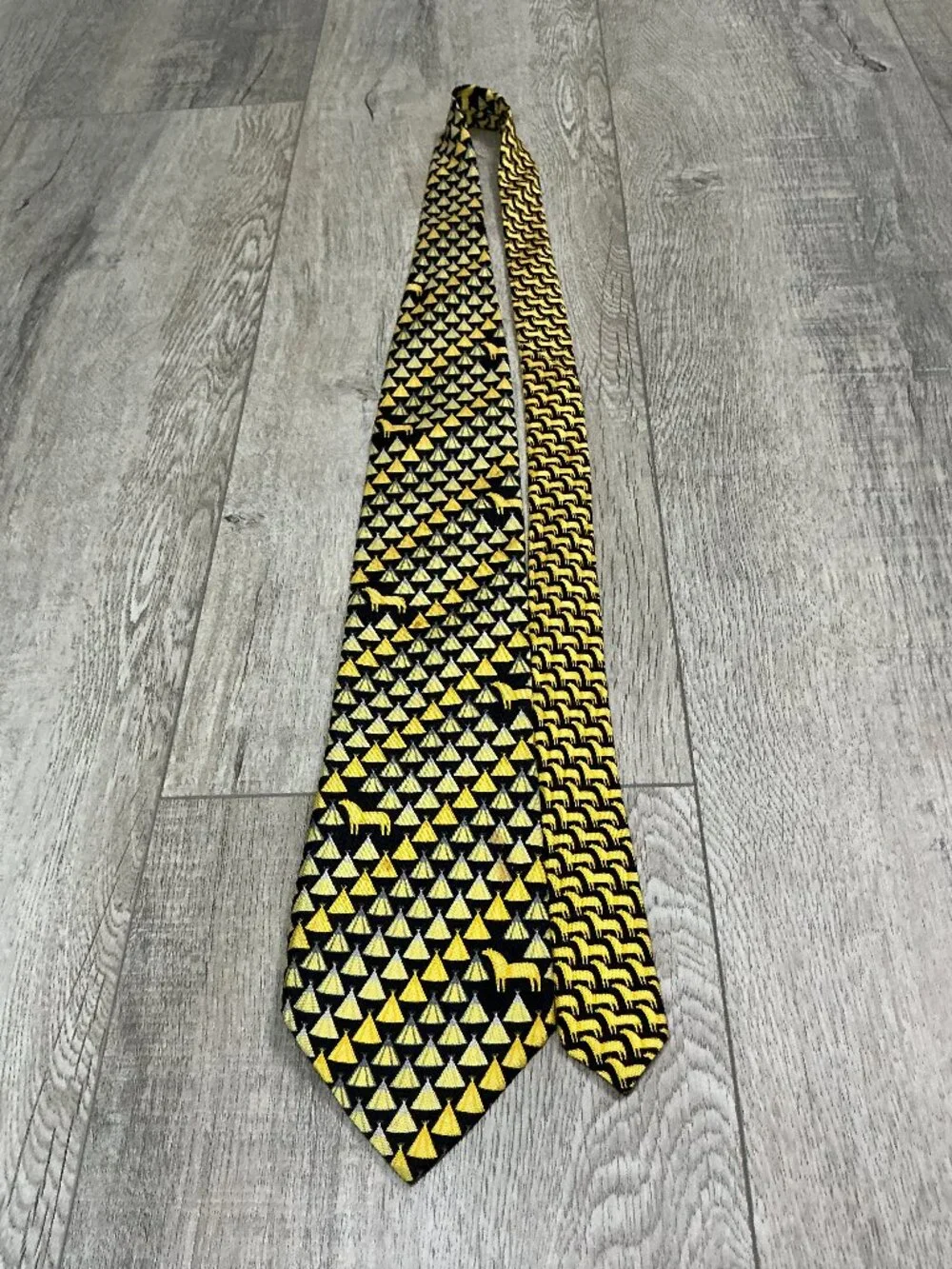 Gianni Versace Silk Tie Black Yellow Geometric Pattern - Flawed